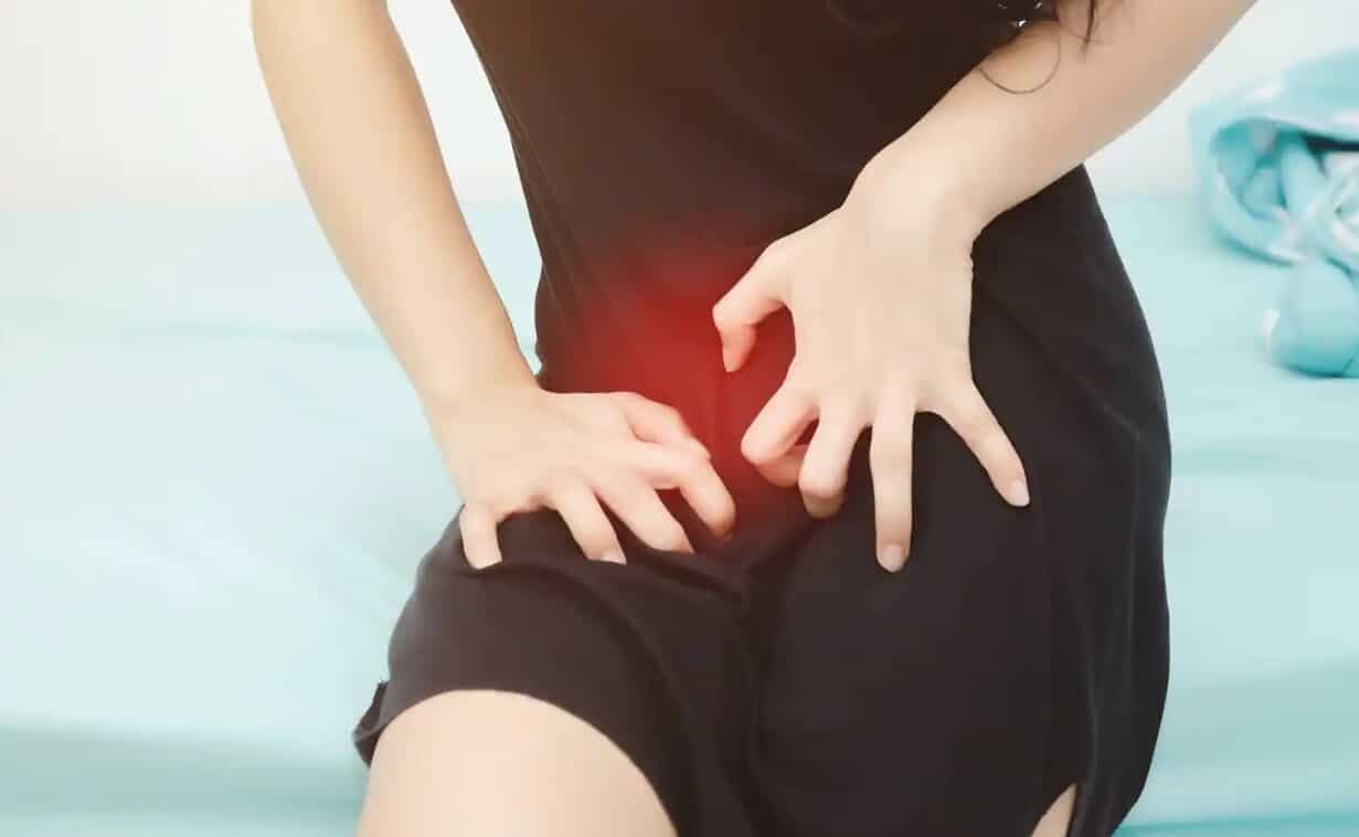 질 간지러움 원인 5가지와 증상 및 치료 : 질 가려움 1 질 간지러움을 호소하는 여성